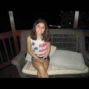 Meet your Posher, Madison